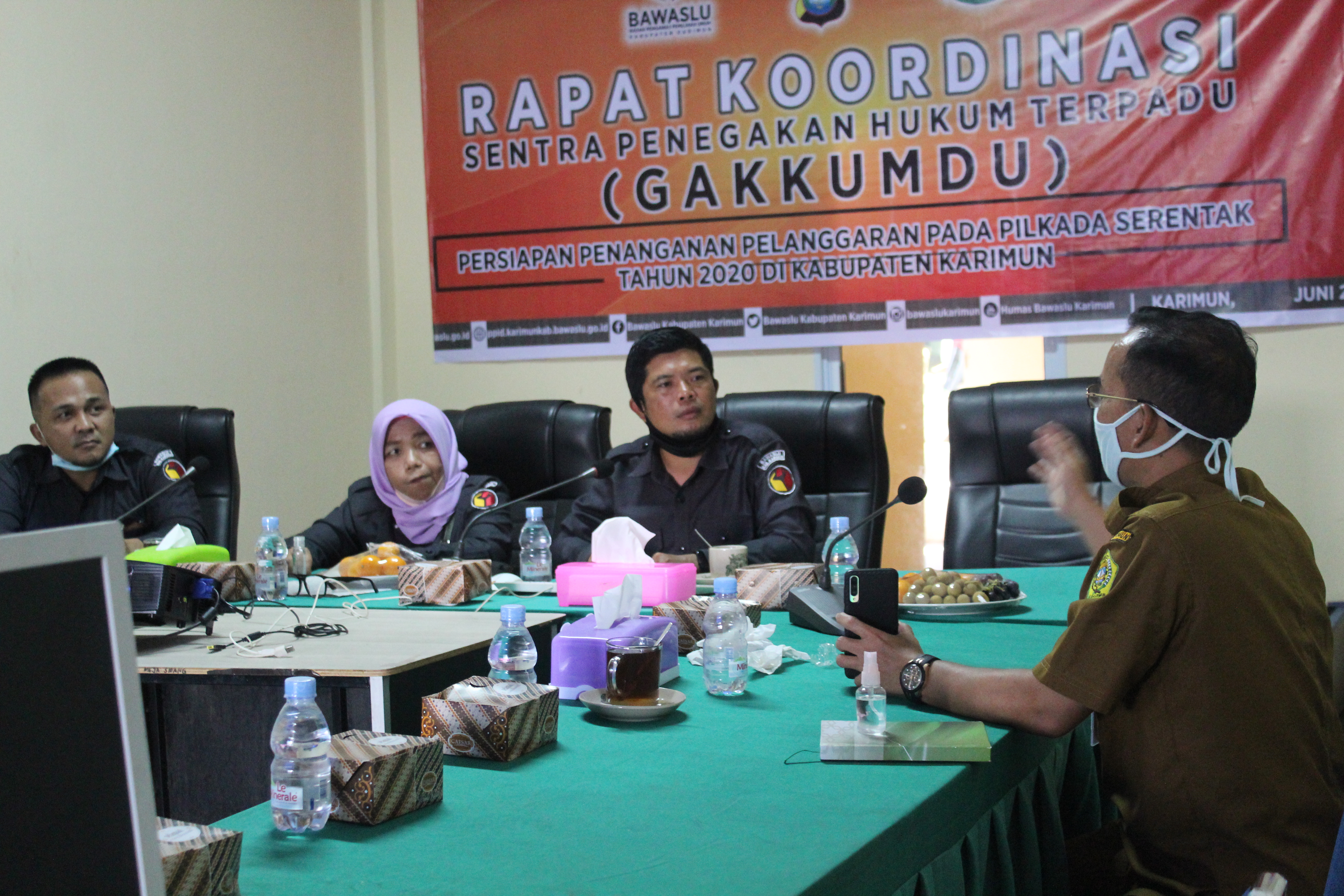 Terus Matangkan Persiapan Pengawasan Pilkada 2020 di Tengah Pandemi, Bawaslu Karimun Rapat Koordinasi dengan Dinas Kesehatan