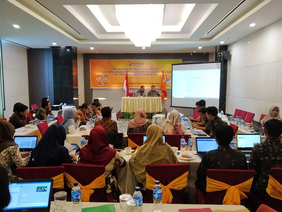 Bawaslu Karimun Hadiri Rapat dan Bimtek Persiapan Tes Panwascam