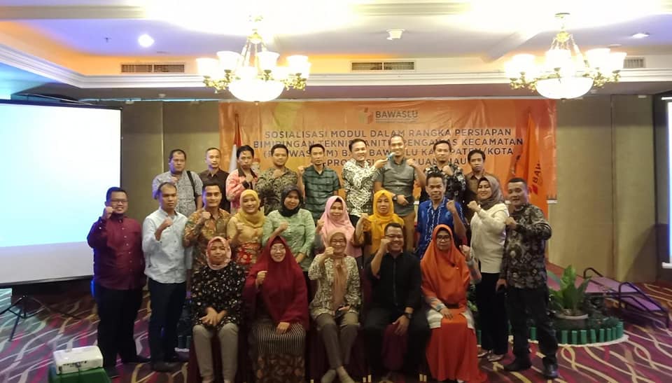 Bawaslu Kab. Karimun menghadiri kegiatan Sosialisasi Modul Dalam Rangka Persiapan Bimbingan Teknis Panitia Pengawas Kecamatan
