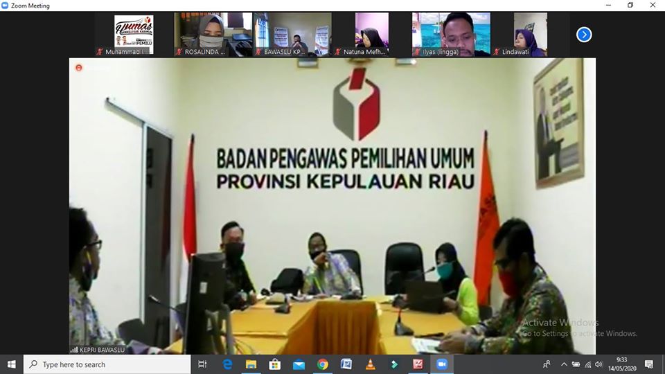 Bawaslu Kabupaten Karimun Video Conference Pemahaman PPID dan PPID Online​