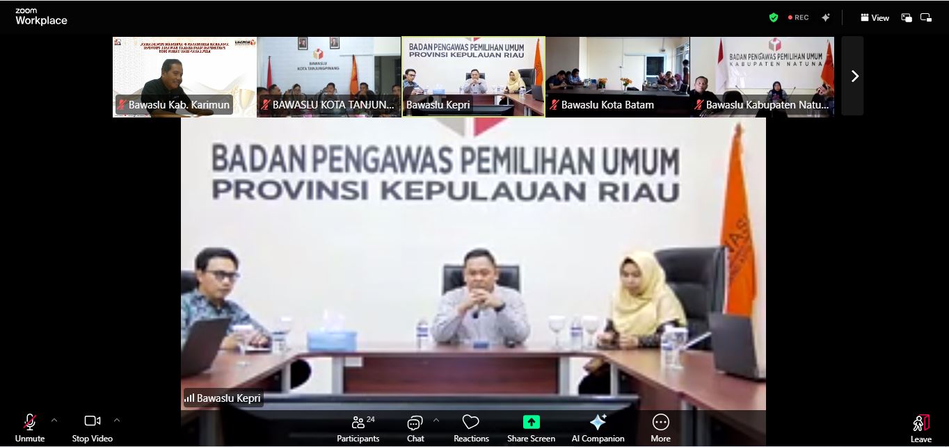 Bawaslu Kabupaten Karimun mengikuti acara Anugerah Kehumasan Tahun 2025 Bawaslu Provinsi Kepuauan Riau secara Daring, Kamis (15/1/2026)