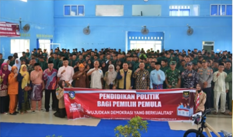 Hadir di SMK Negeri 1 Karimun, Bawaslu Perkuat Peran Generasi Muda dalam Program KEMAS Seri ke-16