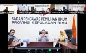 Bawaslu Kabupaten Karimun mengikuti acara Anugerah Kehumasan Tahun 2025 Bawaslu Provinsi Kepuauan Riau secara Daring, Kamis (15/1/2026)