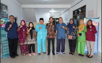 Ketua dan Anggota Bawaslu Karimun dengan Civitas Akademik STIE Cakrawala