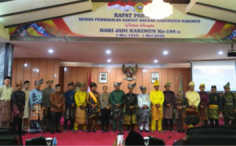 Peringati Hari Jadi ke-198 Kabupaten Karimun, Ketua Bawaslu Hadiri Rapat Paripurna di DPRD