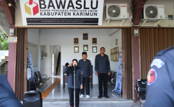 Teguhkan Komitmen, Bawaslu Kabupaten Karimun Awali Pekan dengan Apel Kedisiplinan