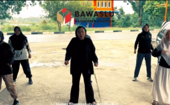 Tingkatkan Kebugaran dan Produktivitas, Sekretariat Bawaslu Karimun Gelar Senam Pagi Bersama