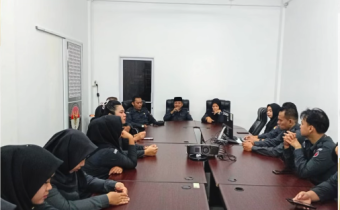 Perkuat Koordinasi Antardivisi, Bawaslu Kabupaten Karimun Fokuskan Sinkronisasi Kerja Pengawasan