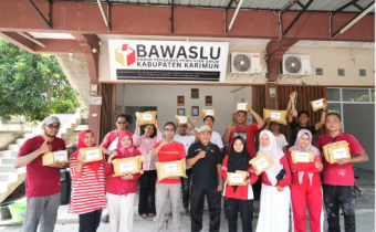 Semarak Kemerdekaan, Bawaslu Kabupaten Karimun Gelar Lomba Internal untuk Perkuat Soliditas Tim